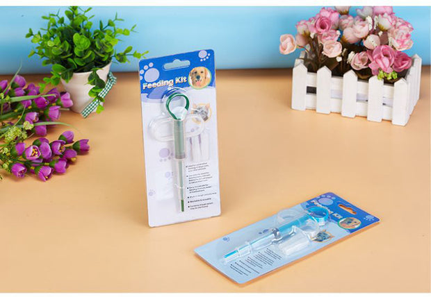 Pet medicine feeder